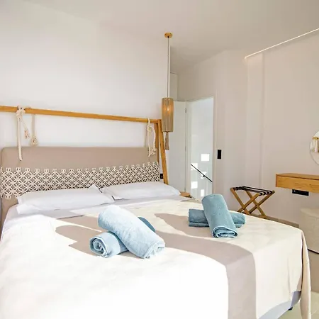 Willa Nissaki View 2 By