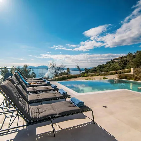 Nissaki View 2 By וילה *